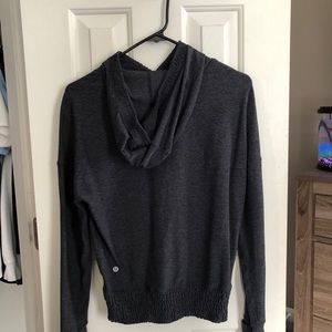 Lululemon workout long sleeve
